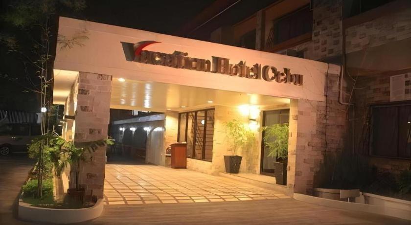 Vacation Hotel Cebu Bagian luar foto